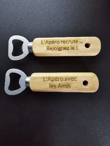 Décapsuleur en bois personnalisé